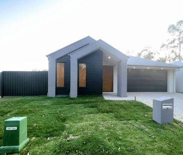 Pallara’s Premier Brand-New Home Privacy, Style & Comfort - Photo 1
