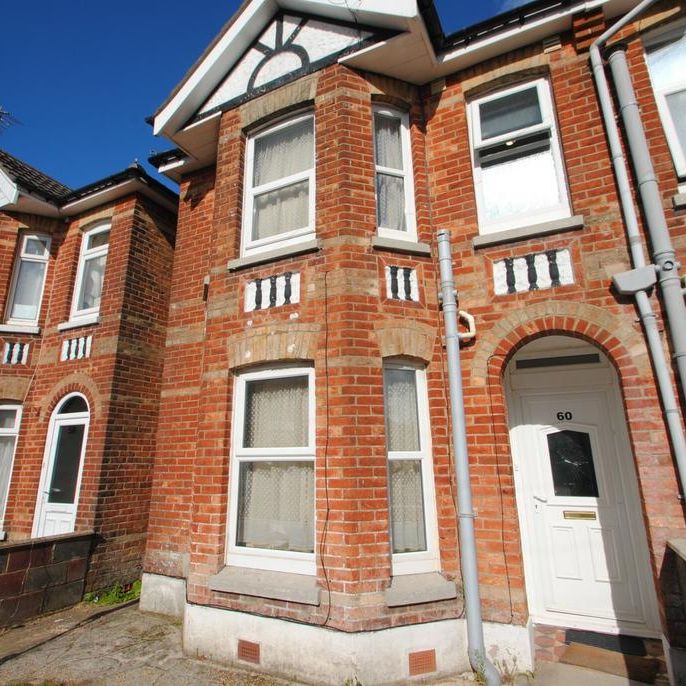 5 bedroom semi-detached house to rent - Photo 1