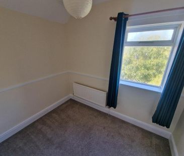 3 bedroom end of terrace house to rent - Photo 5