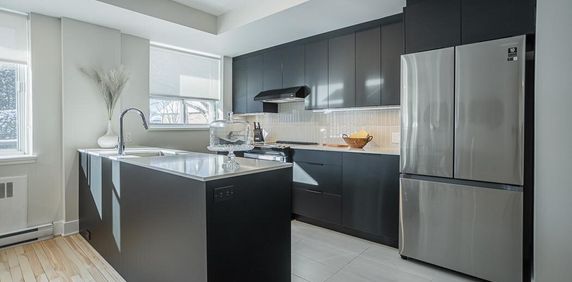 4 ½ - 1375 Croissant Sherwood, Mont-Royal - Photo 2