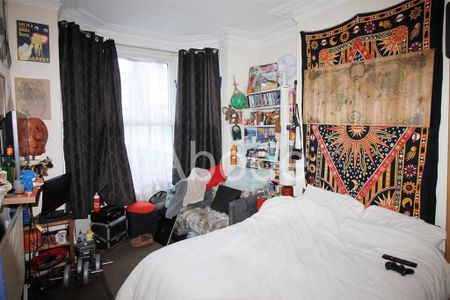 5 bedroom house to rent - Photo 3