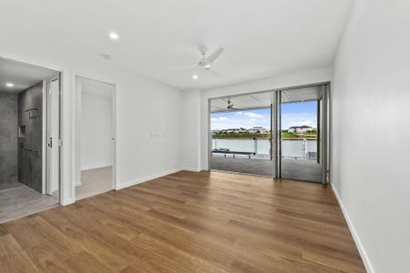 121 Aqua Street, Newport, QLD 4020 - Photo 4