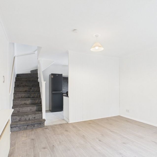 Camilla Close, Sunbury-On-Thames, Middlesex,TW16 - Photo 1