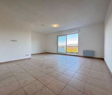 LA CROIX ROUGE. Studio avec terrasse et garage à louer - Photo 6