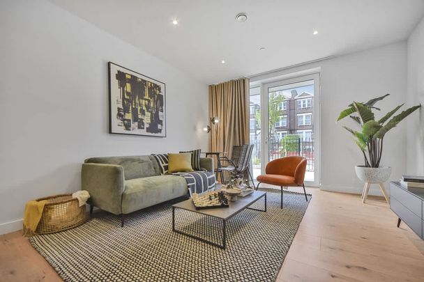 Deptford SE8 - Photo 1