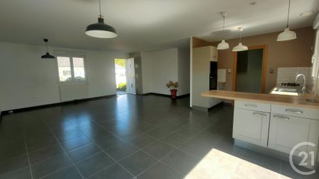 Location Maison 4 pièces 99m² VARENNES VAUZELLES 58640 - Photo 4