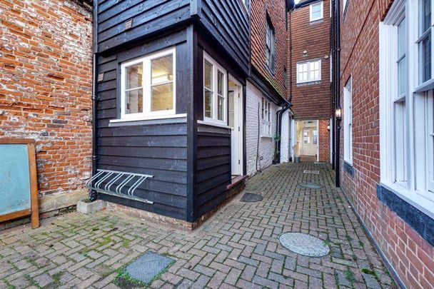 1 bedroom apartment to rent - Photo 1