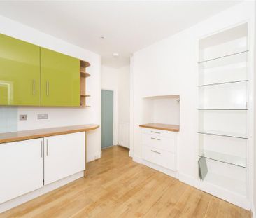 3 bedroom maisonette to rent - Photo 3