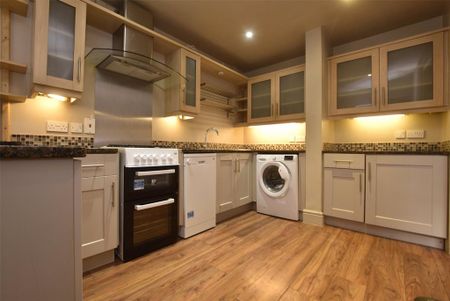 2 bedroom apartment to rent - Photo 3