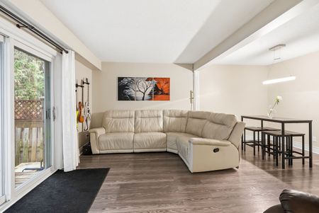 For Lease - 80 Mcdermot Court Unit# 20, Kanata, Ontario - Photo 2