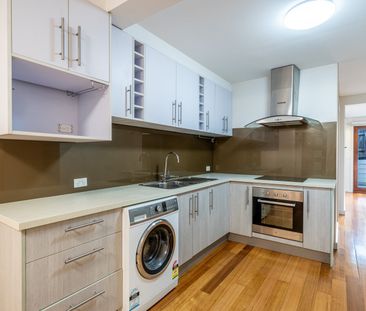 1/30 Ormond Road, Ascot Vale VIC 3032 - Photo 6