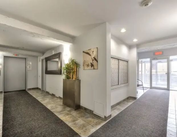 Villa Du 60 | 60 avenue des pins, Montreal - Photo 1