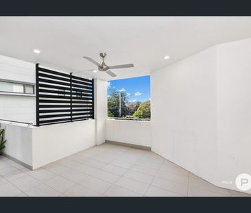 Modern two-bedroom apartment in pet-friendly complex - Photo 6