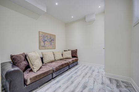 For Lease - 916 Manning Avenue Unit# Bsmt-R, Toronto, Ontario - Photo 3