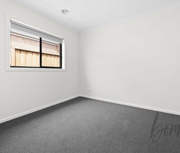 Brand New Family Home - Photo 4