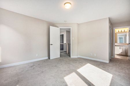 For Lease - 436 Epoch Street, Barrhaven, Ontario - Photo 3