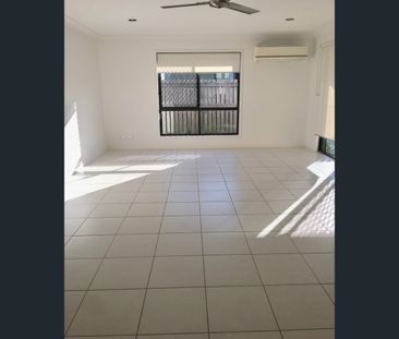 2/13 Moreton Drive, Rural View, Qld 4740 - Photo 2