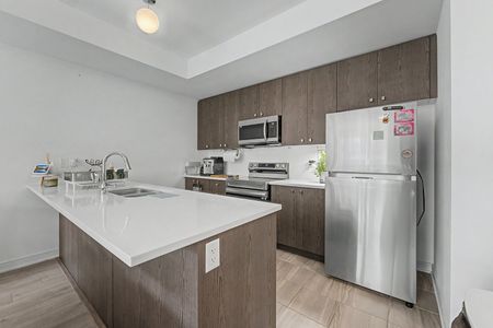 For Lease - 30 Red Maple Lane, Barrie, Ontario - Photo 5