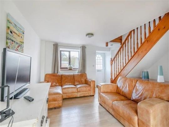 Newland, Doncaster, Epworth - Photo 1