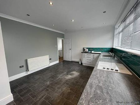 3 bedroom property to rent in Berkhamsted - Photo 4