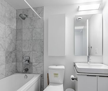 For Lease - 14 York Street Unit# 3510, Toronto, Ontario - Photo 4