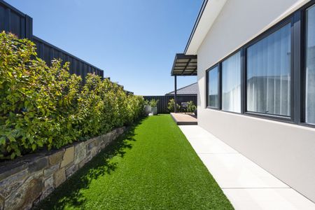 17 Trask Street, Coombs ACT 2611 - House For Rent | Domain - Photo 2