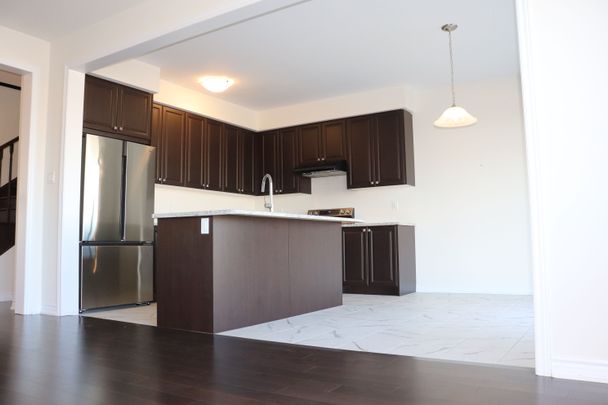 For Lease - 12 Peach Street, Thorold, Ontario - Photo 1