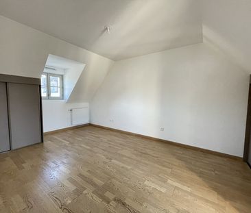 Location Appartement 3 pièces 71m² - Photo 6