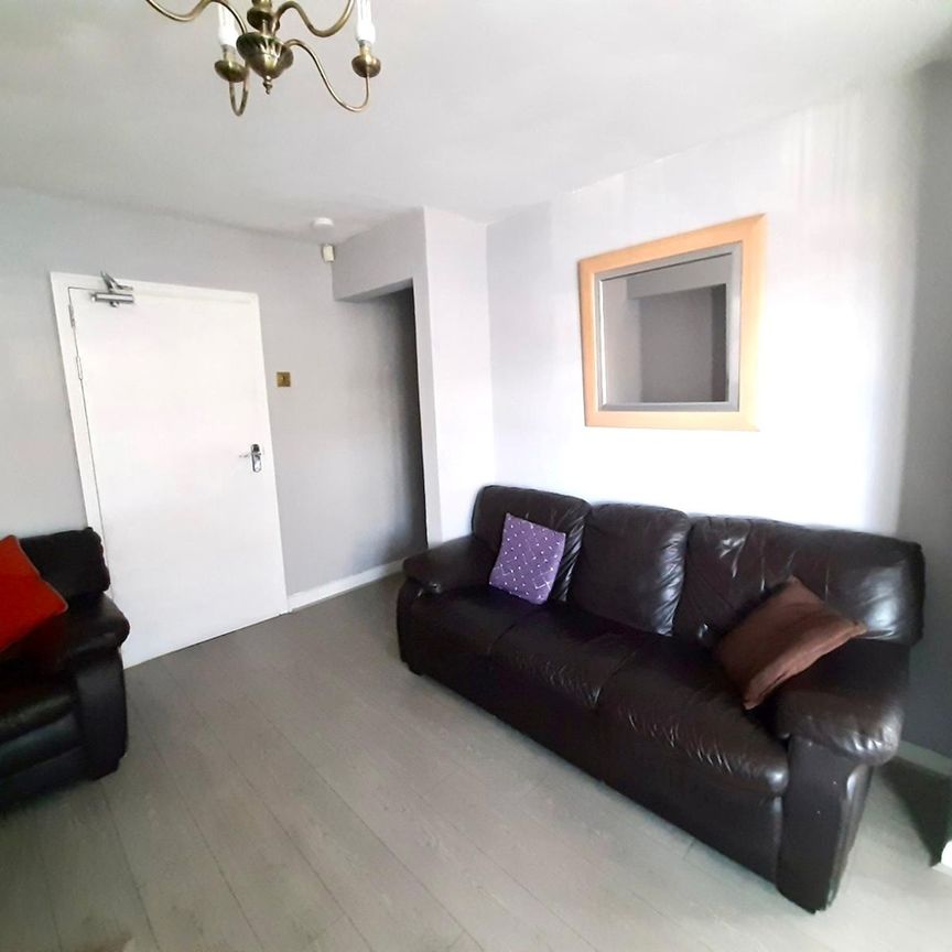 Room in a Shared House, Poole Crescent, B17 - Photo 1
