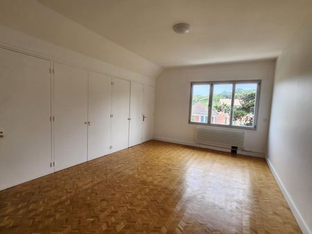 Maison à louer MARNES LA COQUETTE, 8 pièce(s) - 3900€ - Photo 5