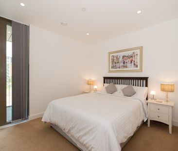 1 Bed Flat, Caithness Walk, CR0 - Photo 1