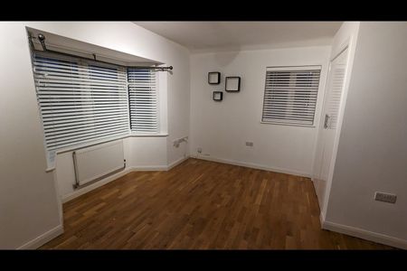 1 Bed Flat, Beckington Road, BS3 - Photo 5