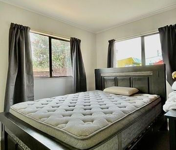 Lovely 2 Bedroom Furnished Apartment in Papatoetoe - Photo 3