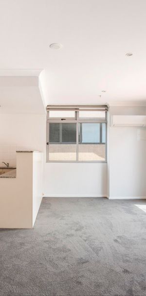 60B / 2-8 Brisbane Street - Photo 1