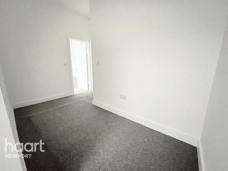 3 bedroom apartment to rent - Photo 2