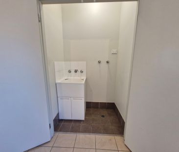 Two bedroom affordable housing townhouse - Photo 3