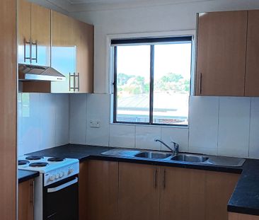 Renovated 3 Bedroom brick Home - Photo 2