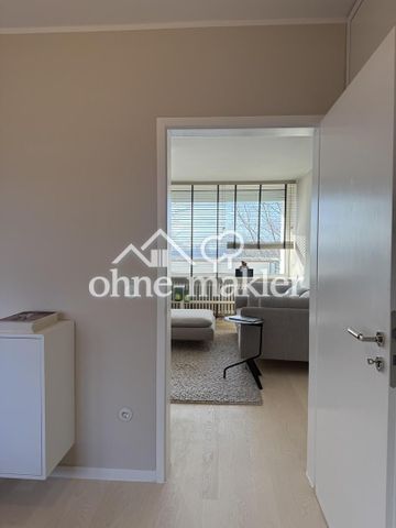 Wohnen direkt am Rhein mit Blick auf den Dom. Stilvolle 70 m² Designwohnung in Köln-Mülheim - Photo 2