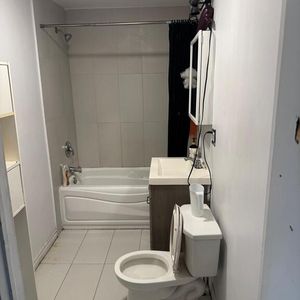 Un Grand 5 Et Demi à Louer - Photo 2