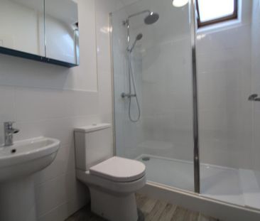 3 bedroom detached house to rent - Photo 6