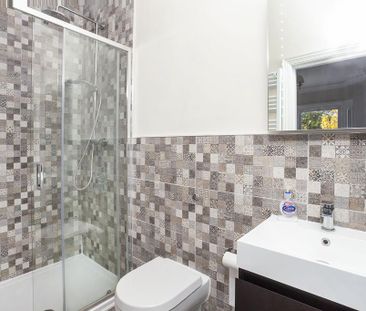 4 bedroom terraced house to rent - Photo 5