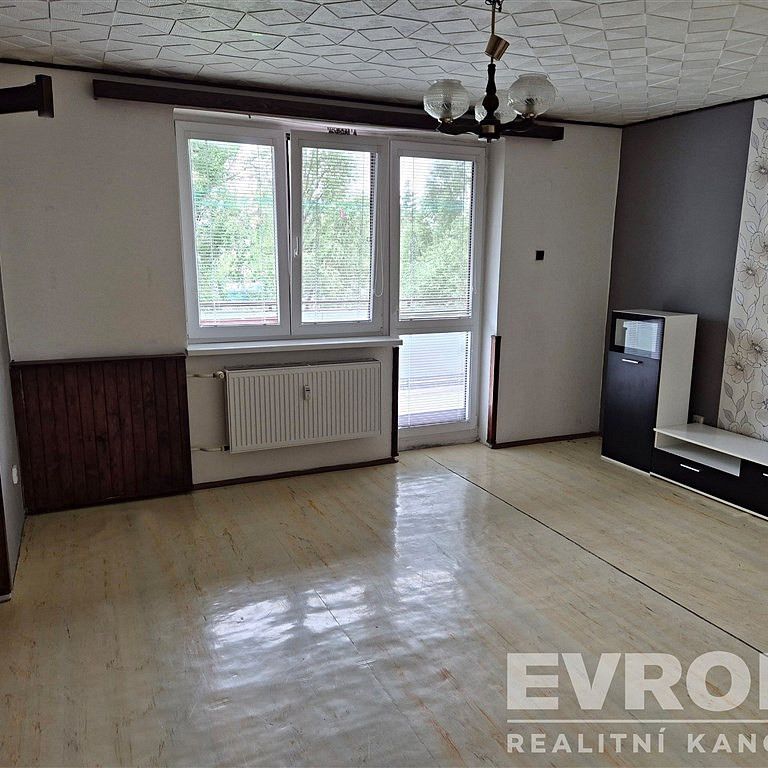 Pronájem bytu 3+1 78 m² - Fotografie 1