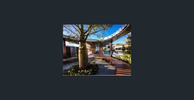 This modern spacious townhouse is available for rent from approximately 16/12/2025. - Photo 1