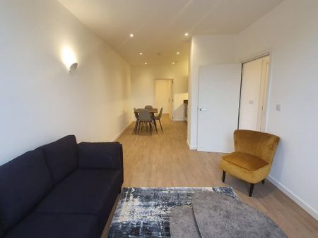 2 bedroom apartment to rent - Photo 2