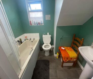 House share to rent - Photo 4