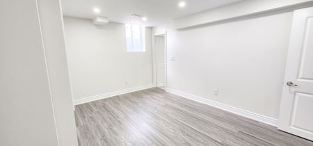 For Lease - 67 Holcomb Terrace, Hamilton, Ontario - Photo 2