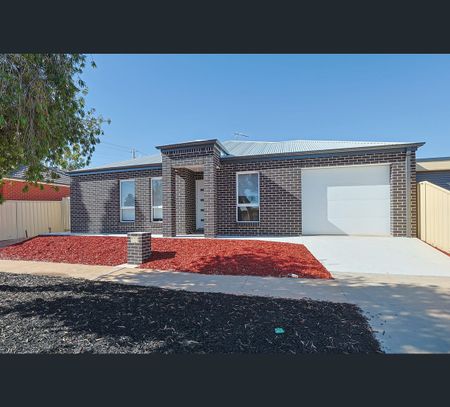 350 Deakin Avenue, Mildura, Vic 3500 - Photo 3