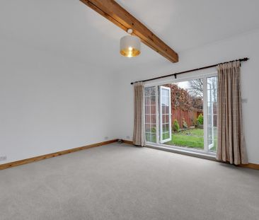 4 bedroom detached house to rent - Photo 1