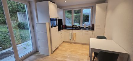 APPARTEMENT 21/2 PIÈCES À ZURICH - DISTRICT 2 WOLLISHOFEN, MEUBLÉ, TEMPORAIRE - Photo 3