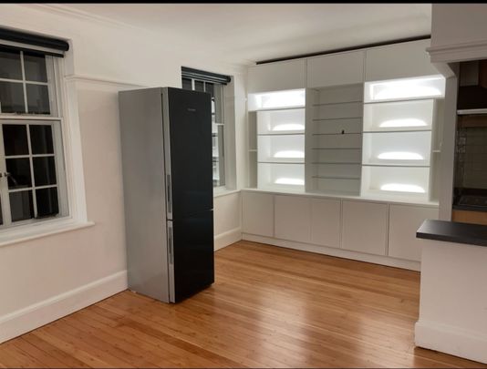 1 Bed Flat, Hillside Court, NW3 - Photo 1